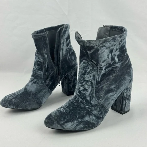Steve Madden Gray Velvet Ankle Boots with Block Heel - Picture 3 of 12